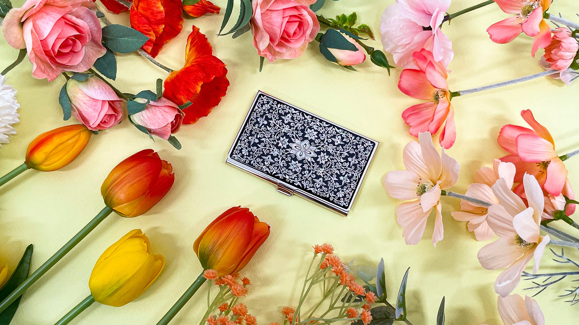 Arabesque Card Case - Nacreh